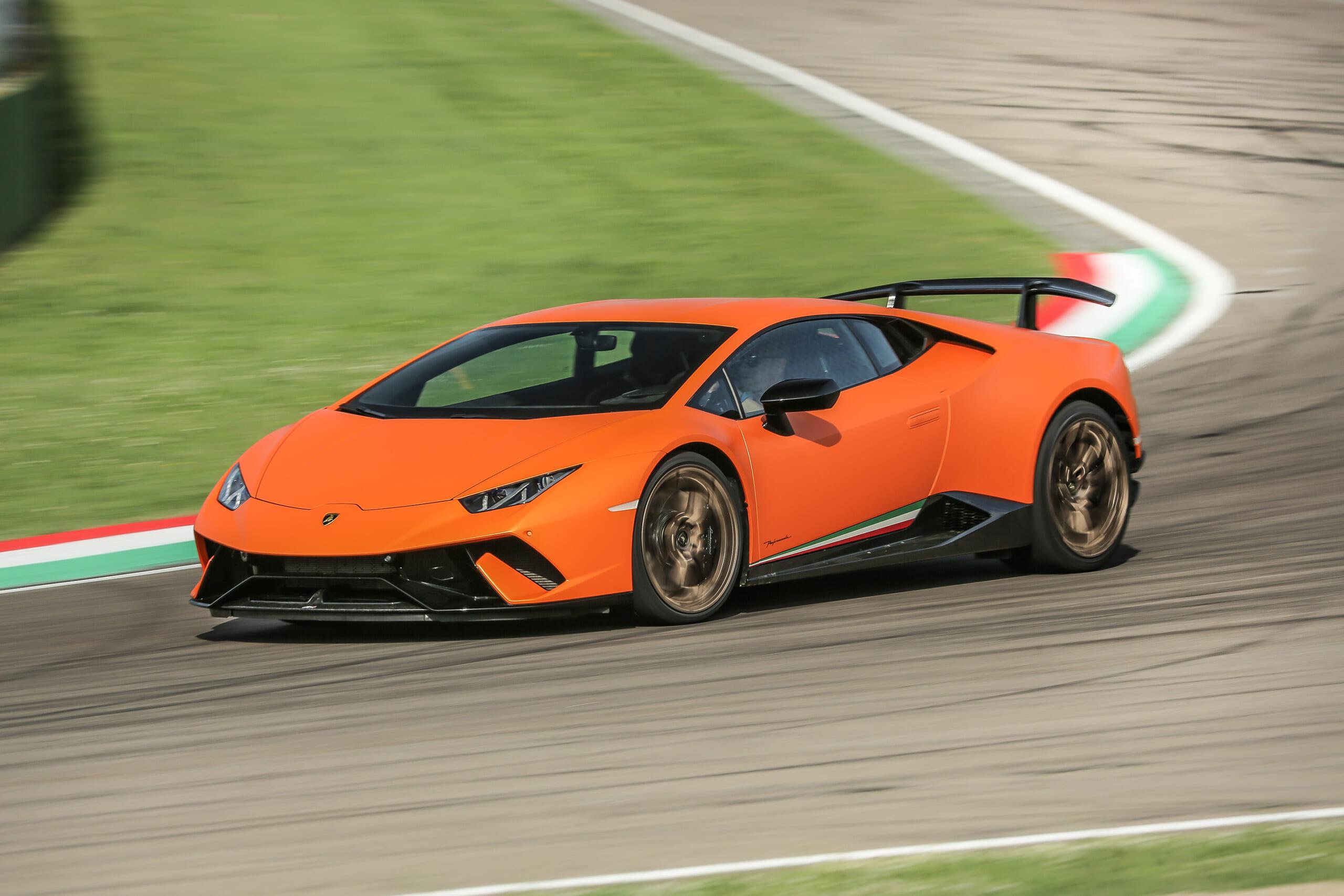Huracan_Performante_orange_125