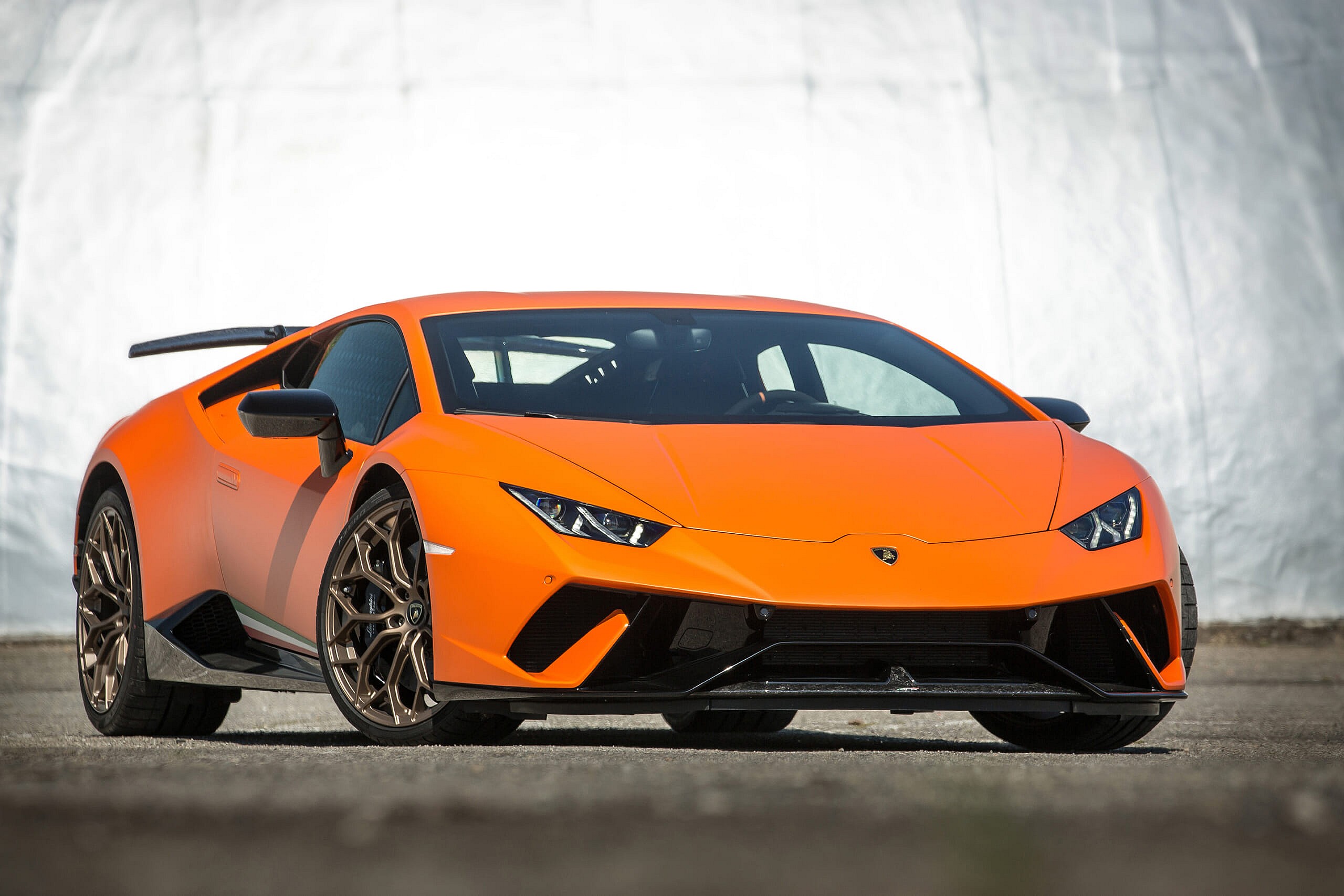 Huracan_Performante_orange_028