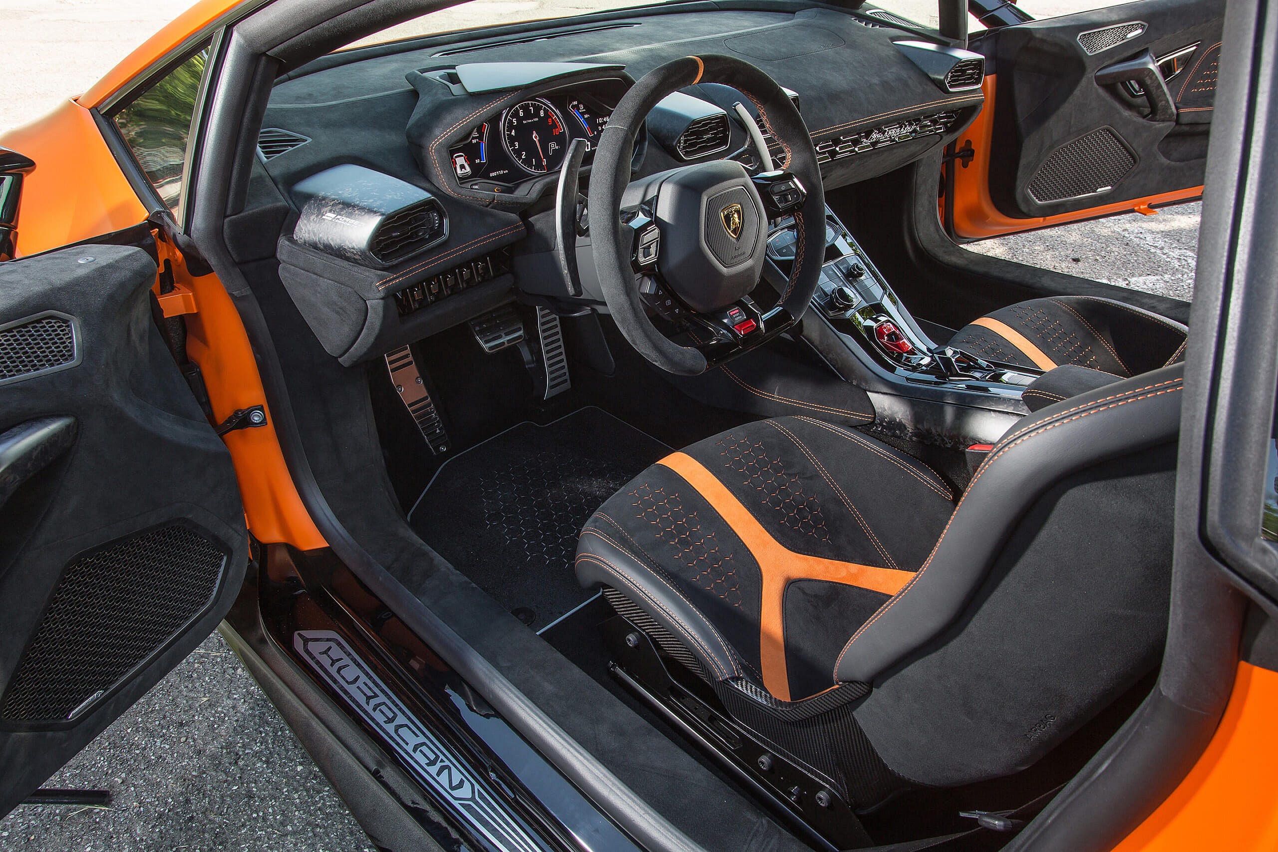 Huracan_Performante_orange_034