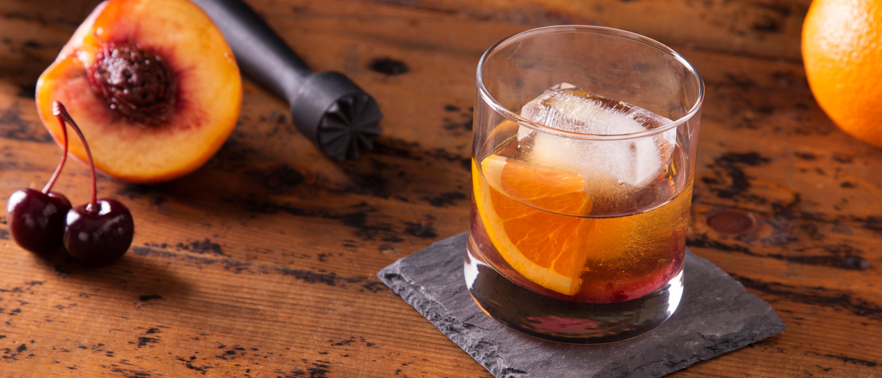 7832_Knob_Creek_Peach_Old_Fashioned_Beauty_IMG_9409
