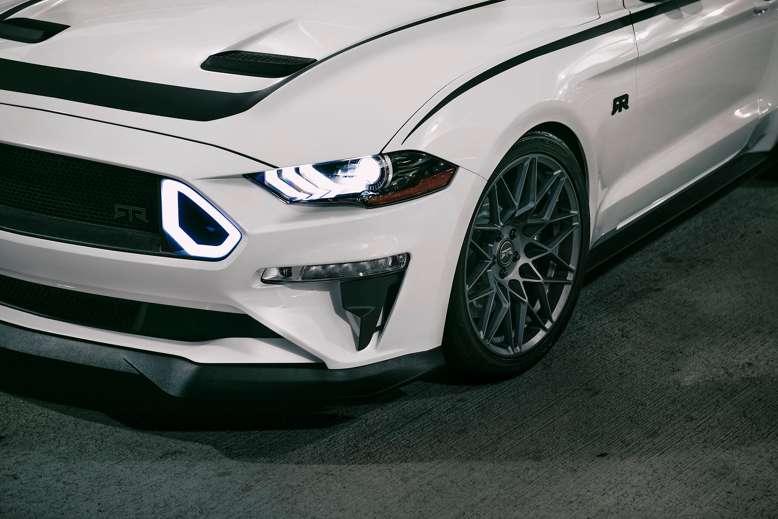 2018-Mustang-RTR-4