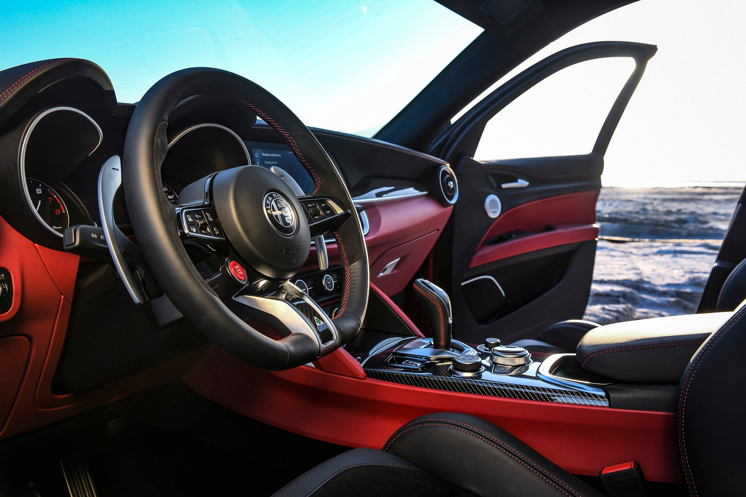 2020 Alfa Romeo Quadrifoglio (1)