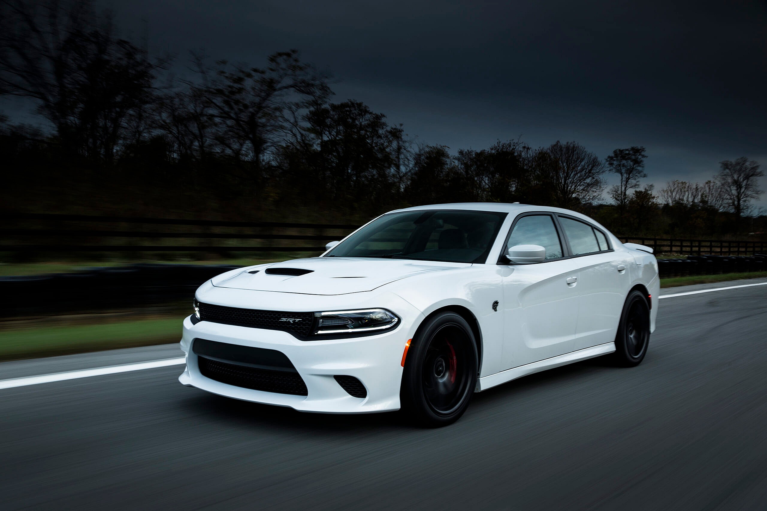 DG016_094CHd1ohk08tqmu6eu08gk098b3e2g.jpg 2016 Dodge Charger SRT Hellcat