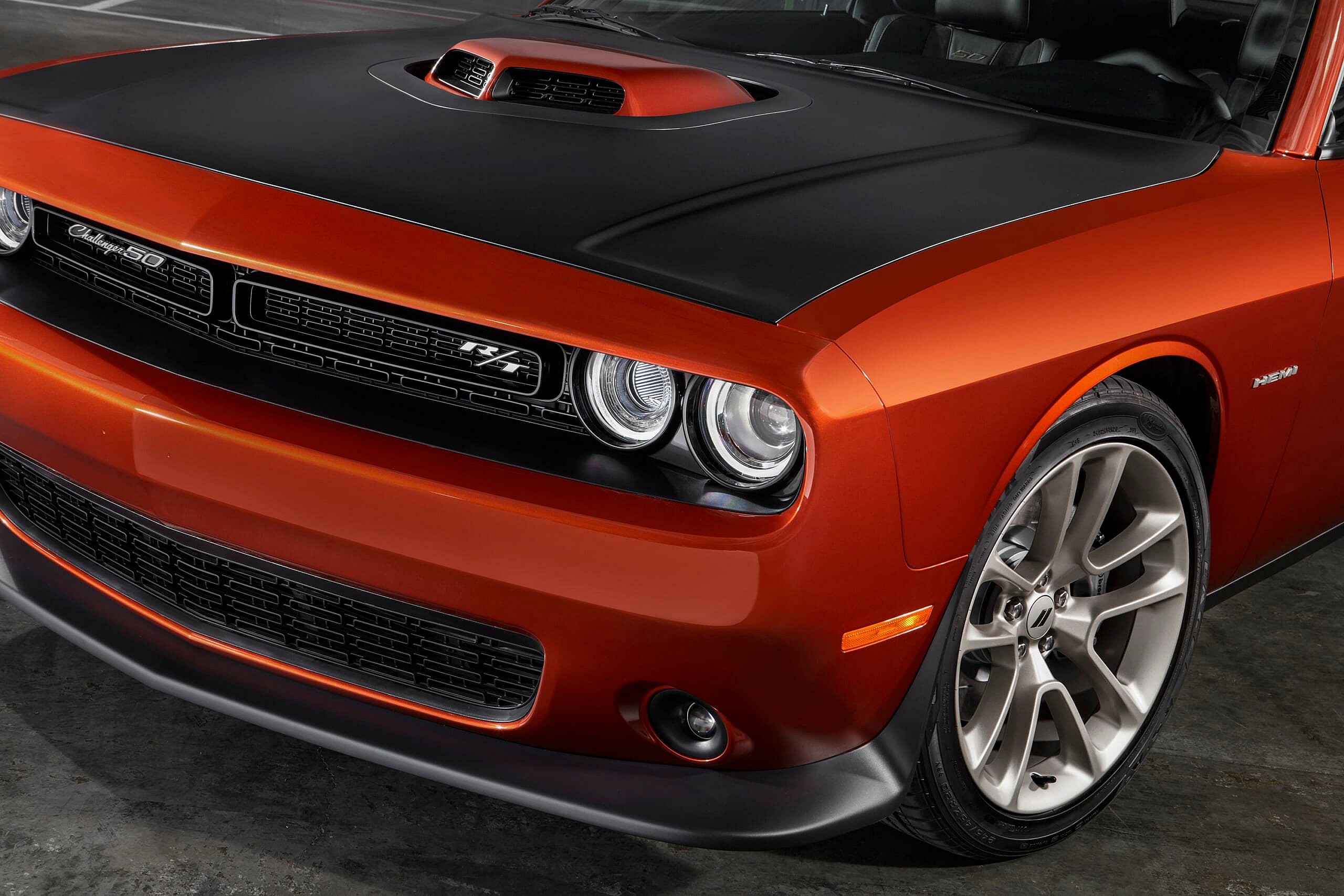 Dodge Challenger 50th Anniversary Edition (5)