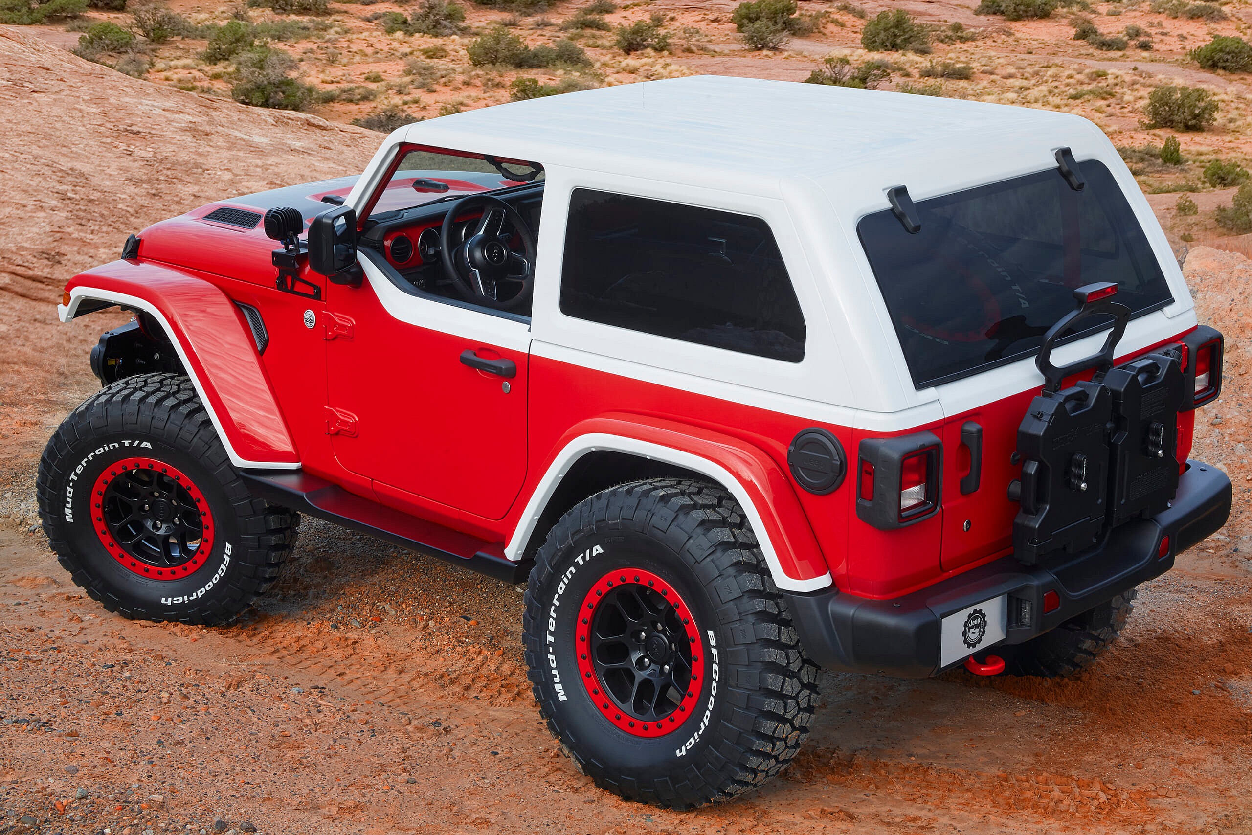 Jeep Jeepster concept rear