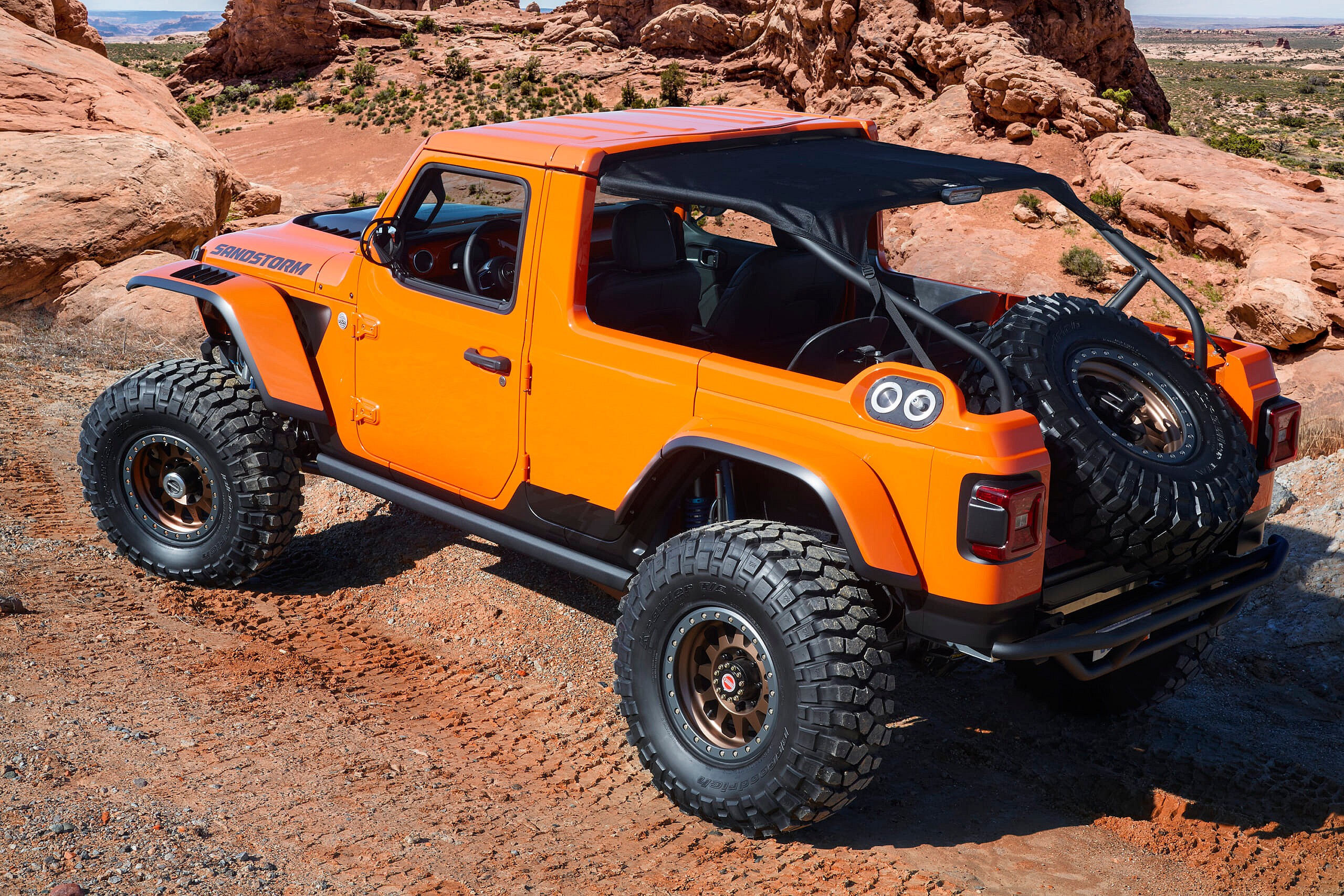 Jeep Sandstorm concept rear