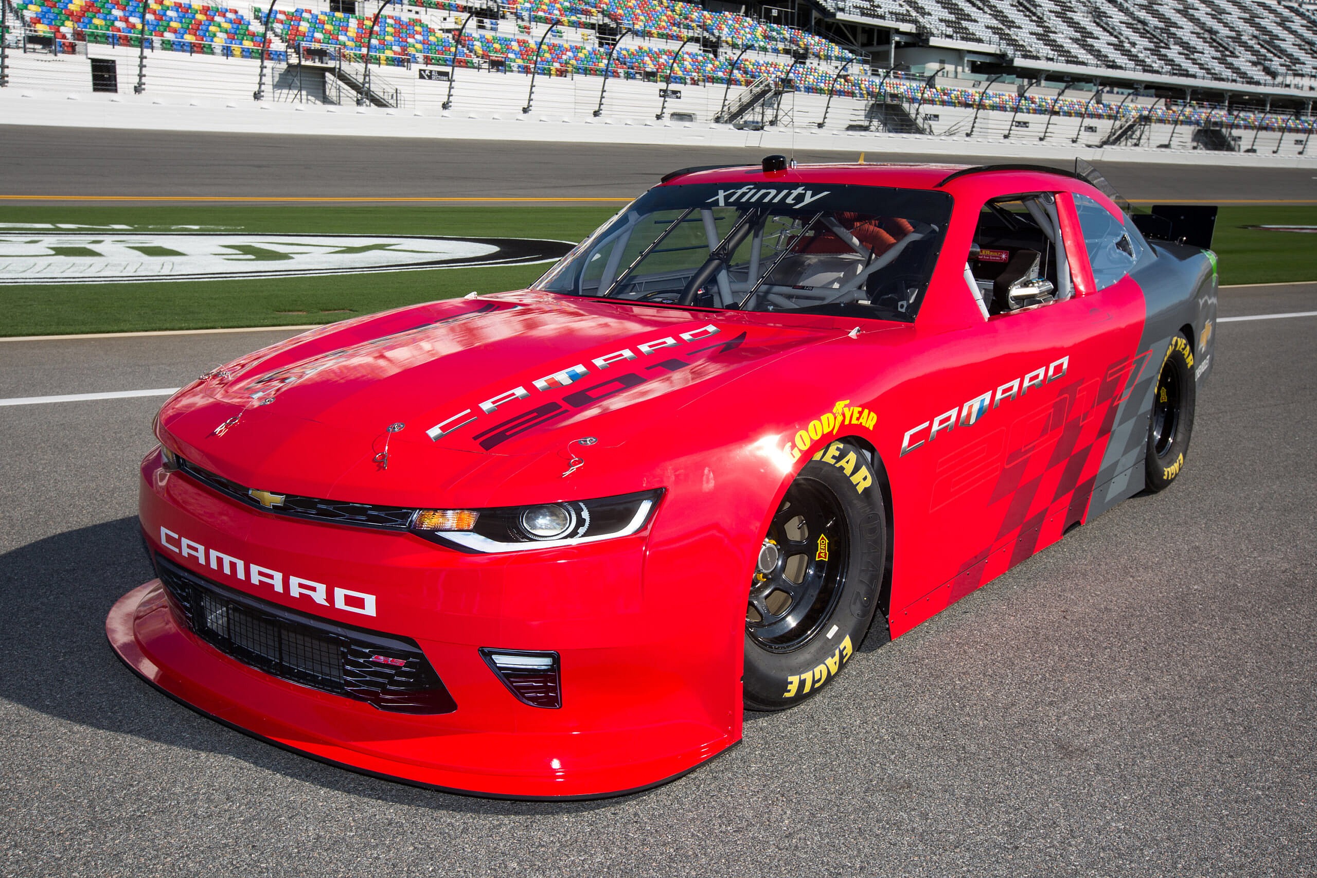 2017CamaroNASCARXfinity05.jpg