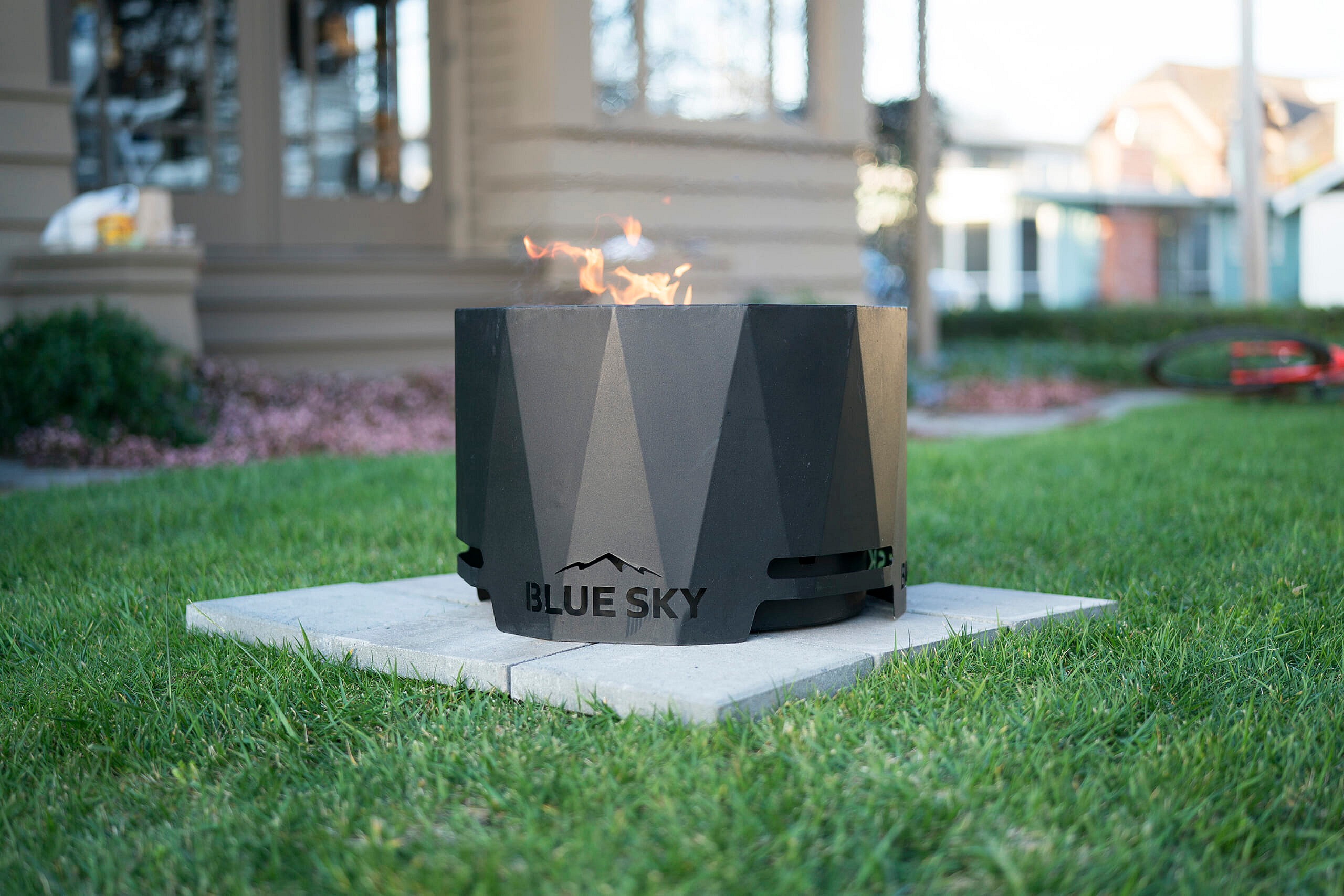 blue_sky_PFP2416_patio_pellet_firepit_backyard_img_28