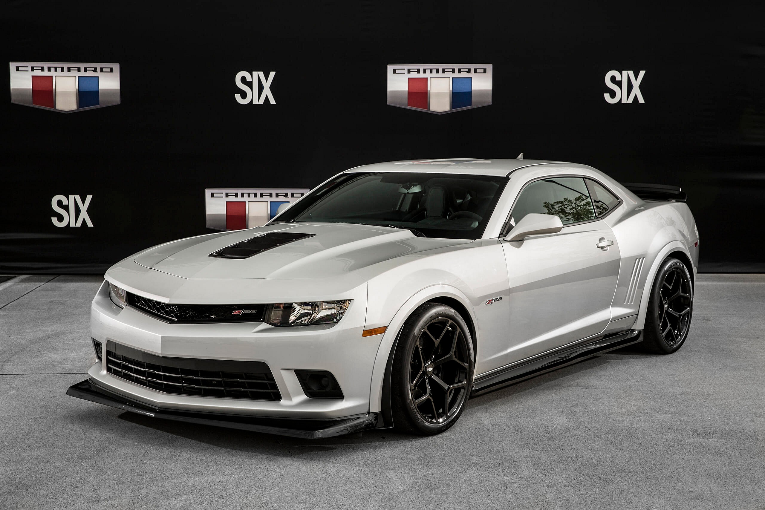 Camaro-Museum-Nurburgring-03.jpg