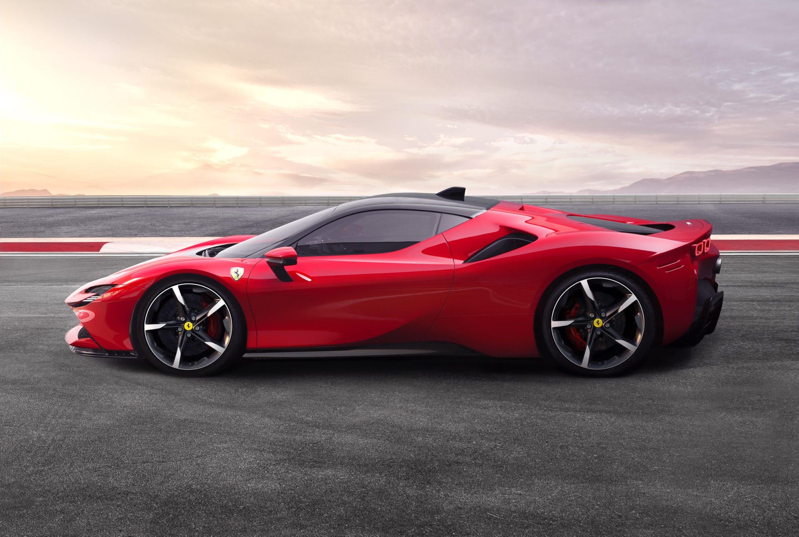 Ferrari SF90 Stradale (1)