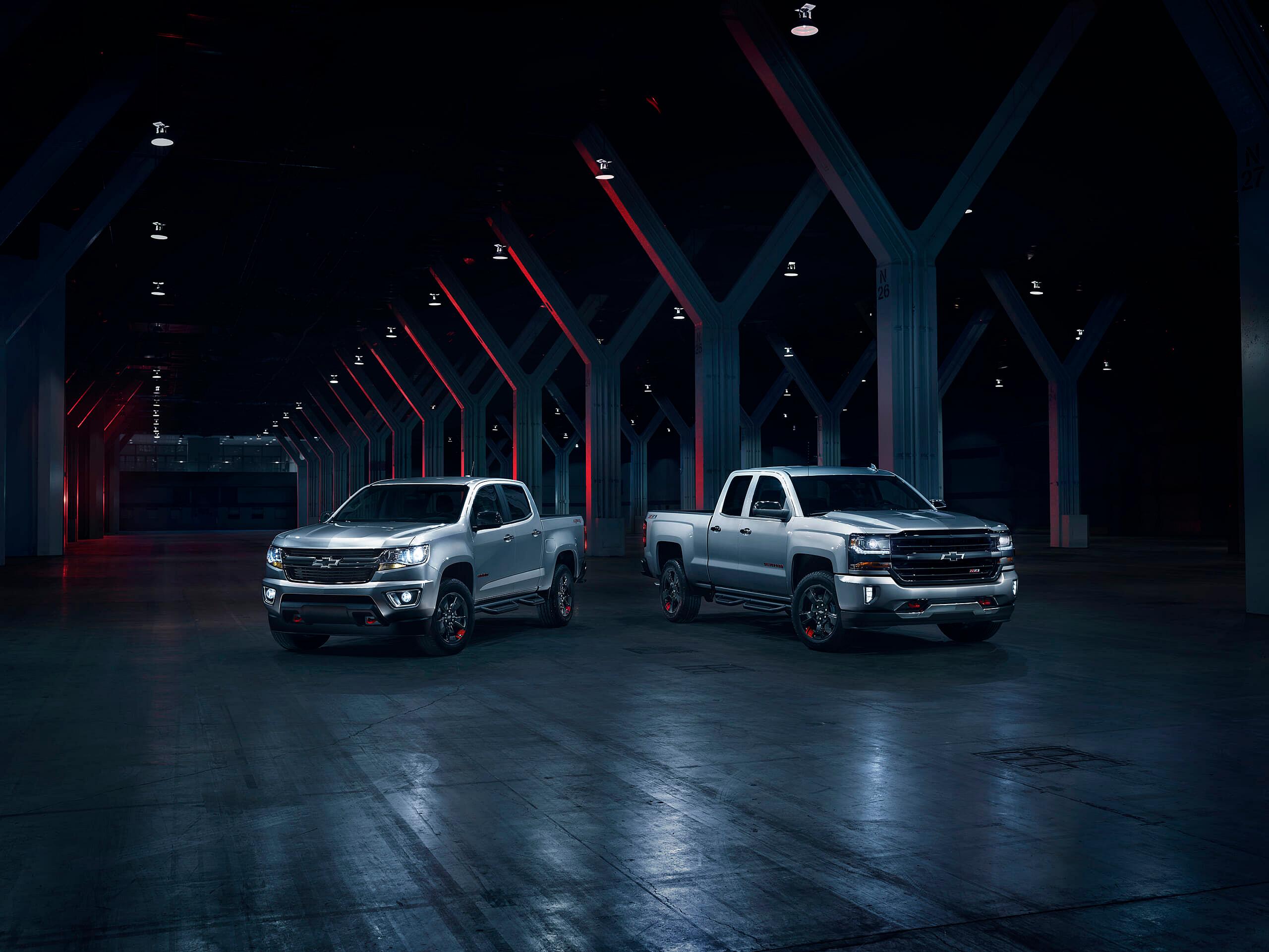 2017-Chevrolet-Silverado-and-Colorado-Redline-025