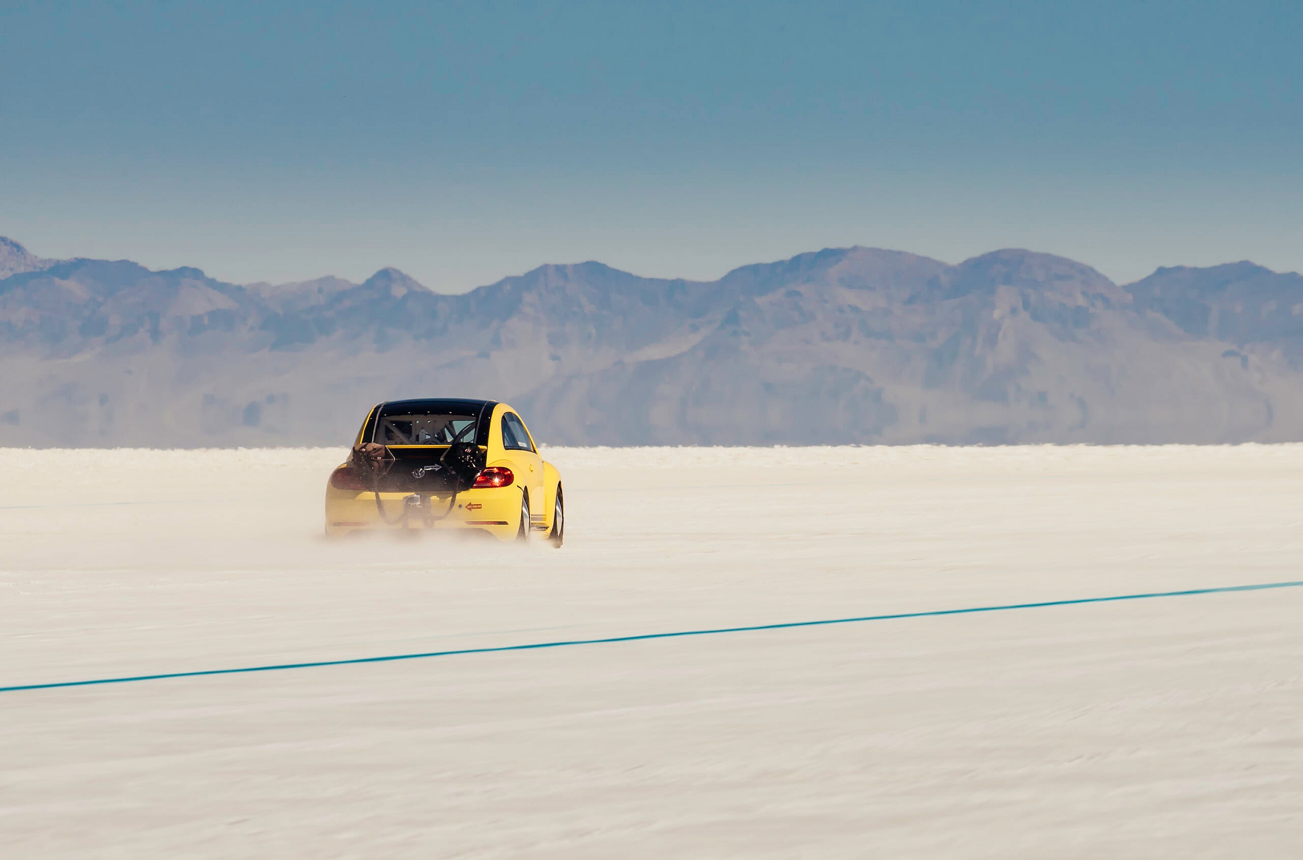 volkswagen_beetle_lsr_6481.jpg