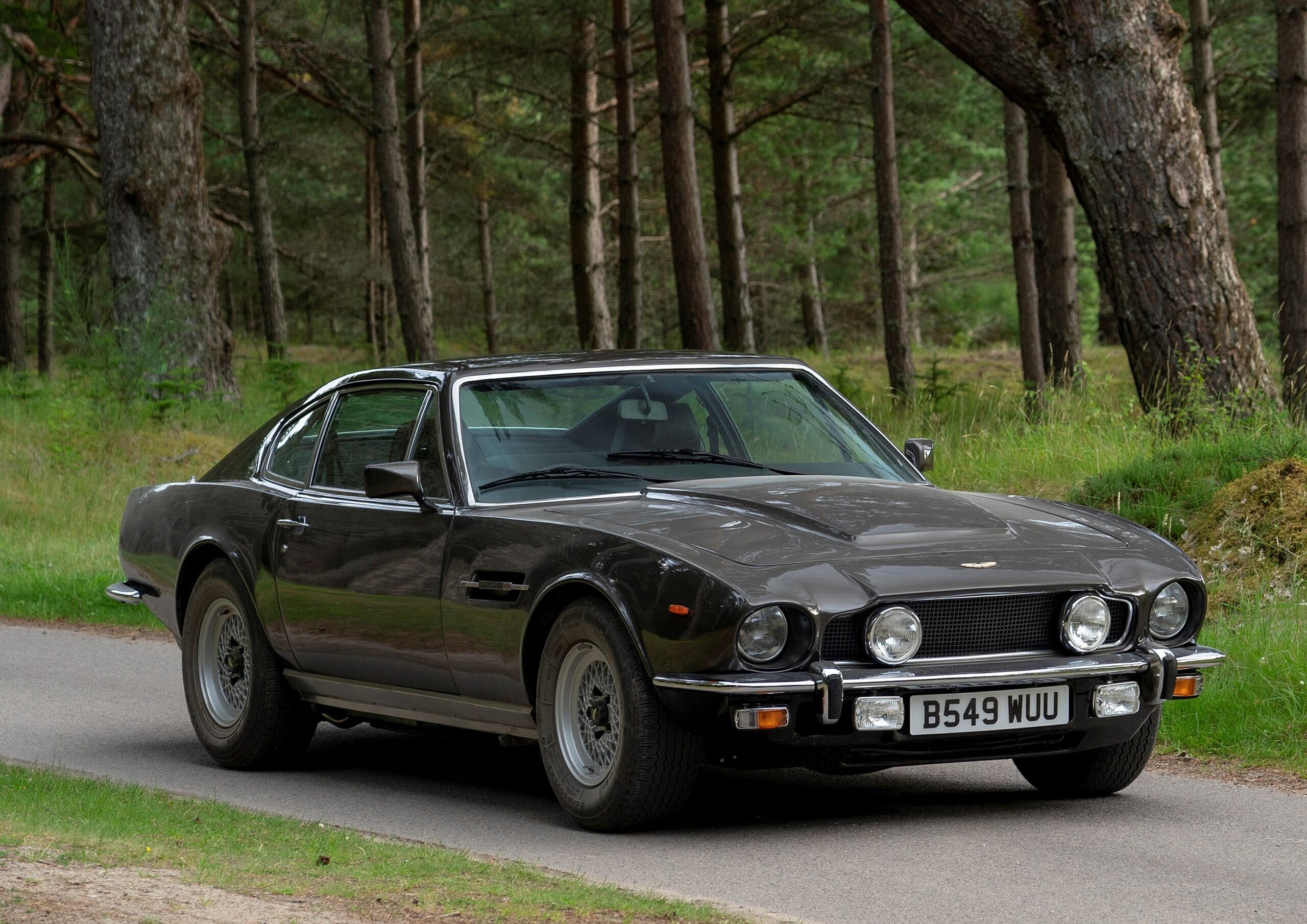 Aston Martin V8 Vantage No Time to Die