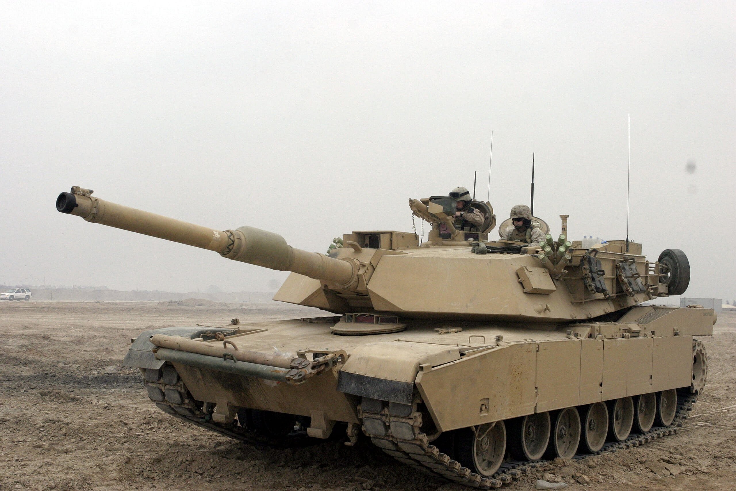 M1A1_Abrams_Tank_in_Camp_Fallujah.JPEG