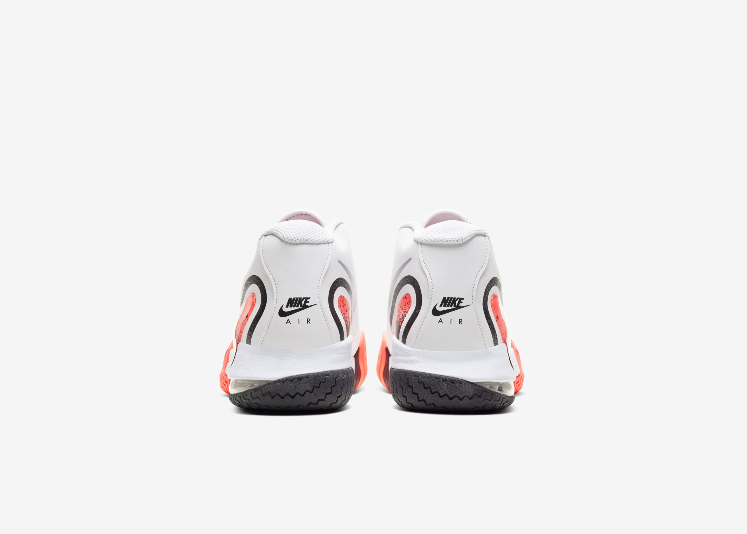 NikeCourt Tech Challenge 20 (1)