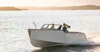 X Shore 1 Daycruiser