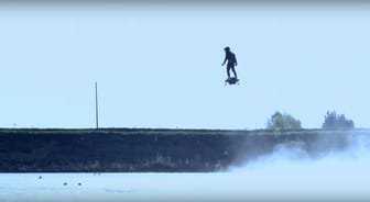 Franky Zapata whooshes over the water