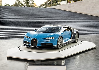 csm_01_Bugatti_Chiron_Fondation_Louis_Vuitton_Paris_84b329693a.jpg