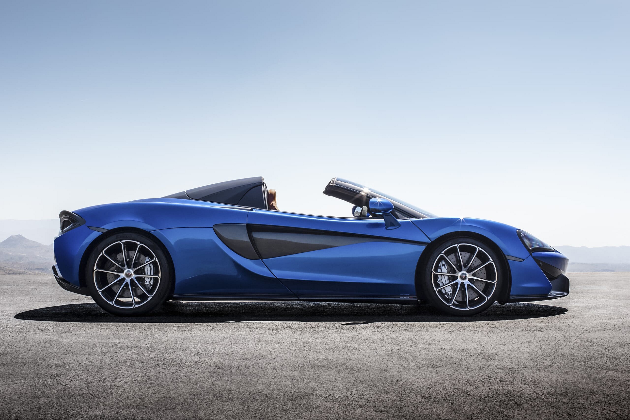 McLaren 570S Spider2