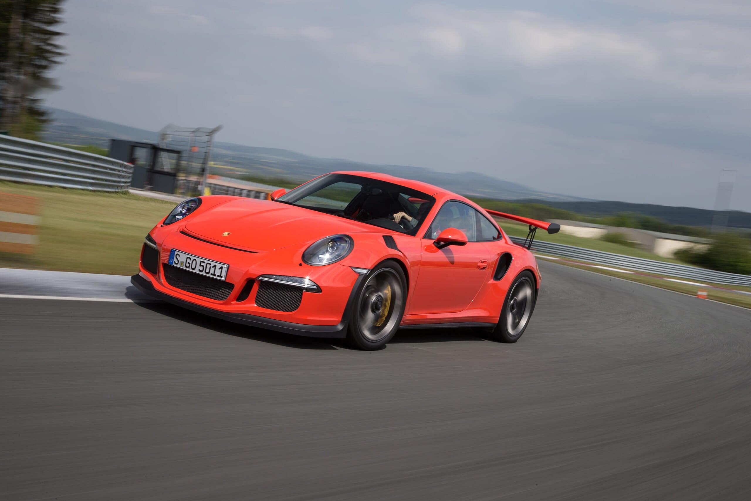 Porsche 911 GT3 RS 2.jpg