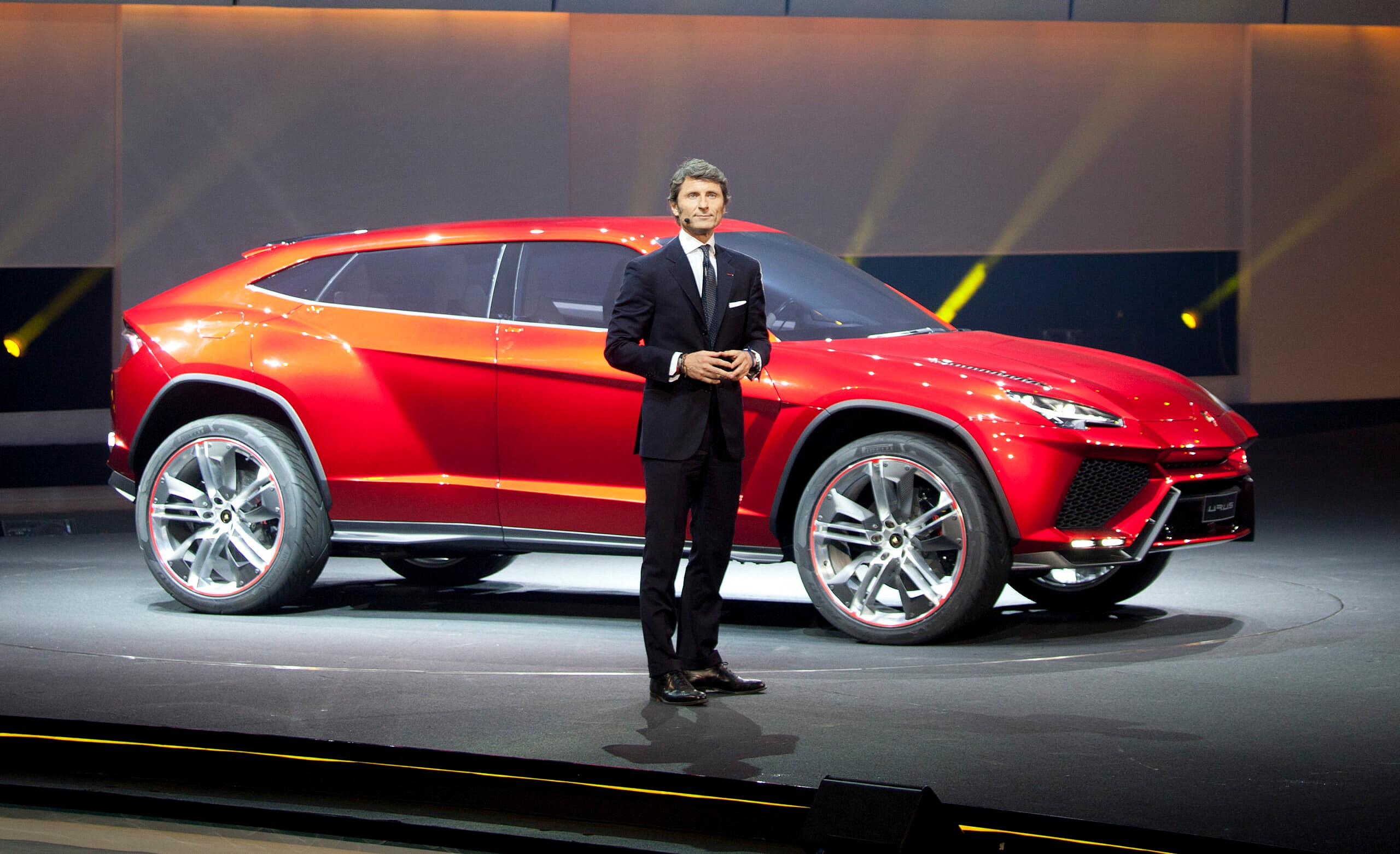 Lamborghini Urus Concept (1).JPG