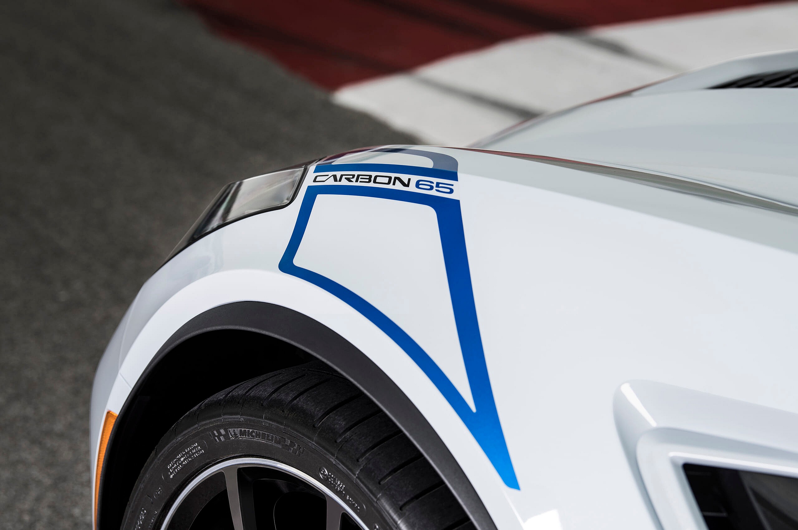 2018-Chevrolet-Corvette-Carbon65-Edition-005