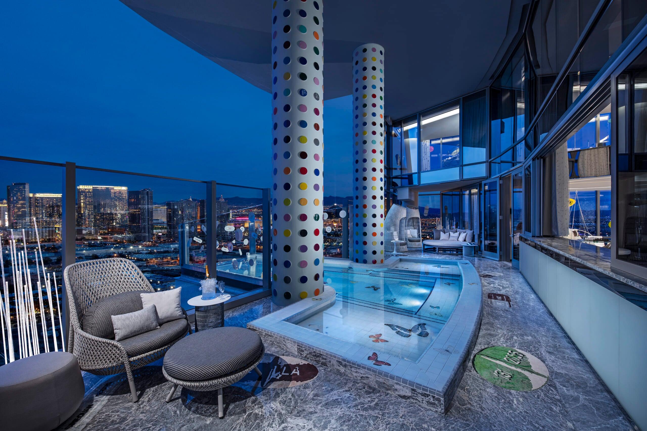 Balcony _ Pool