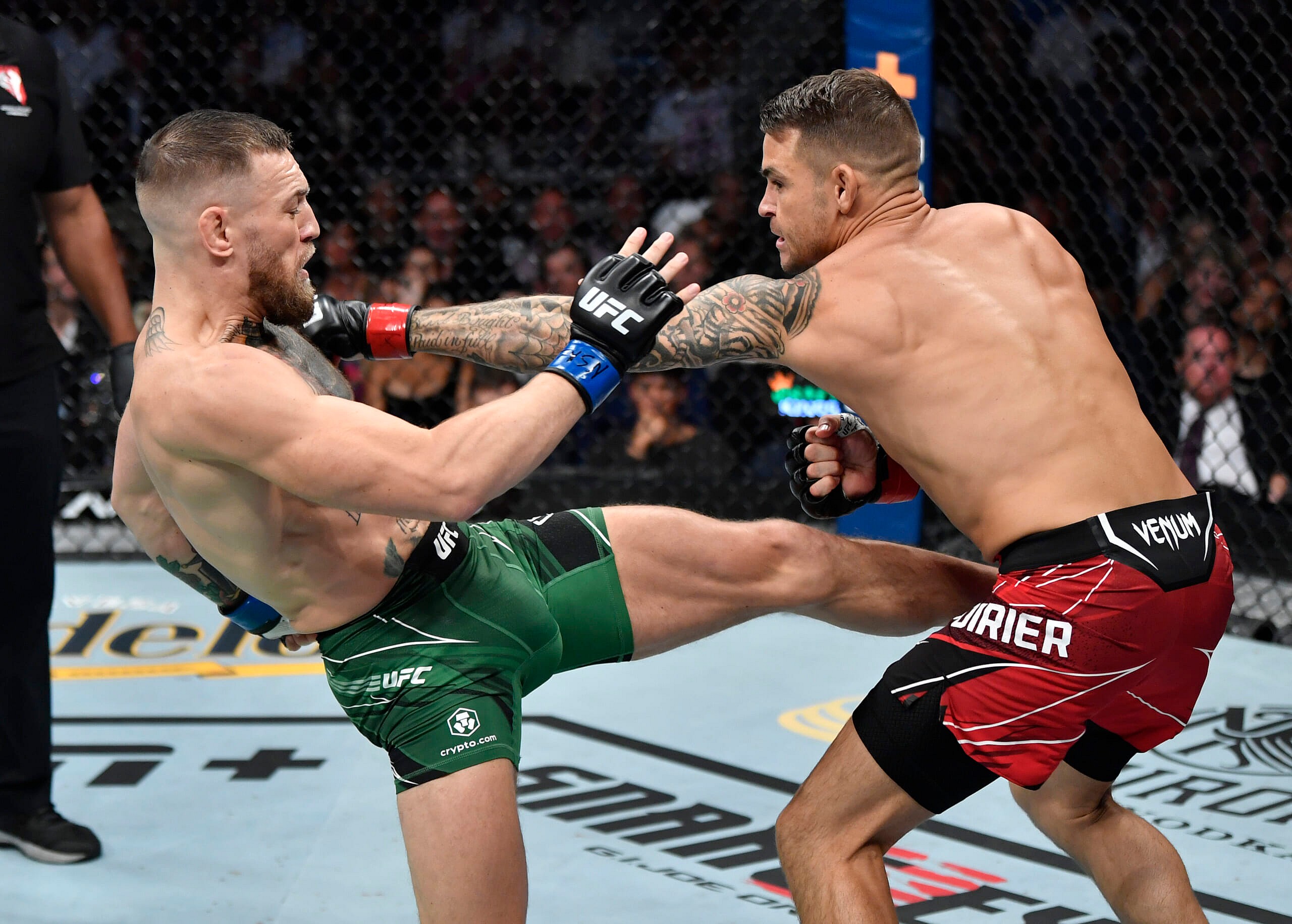 mcgregor-poirier-3-GettyImages-1328084436