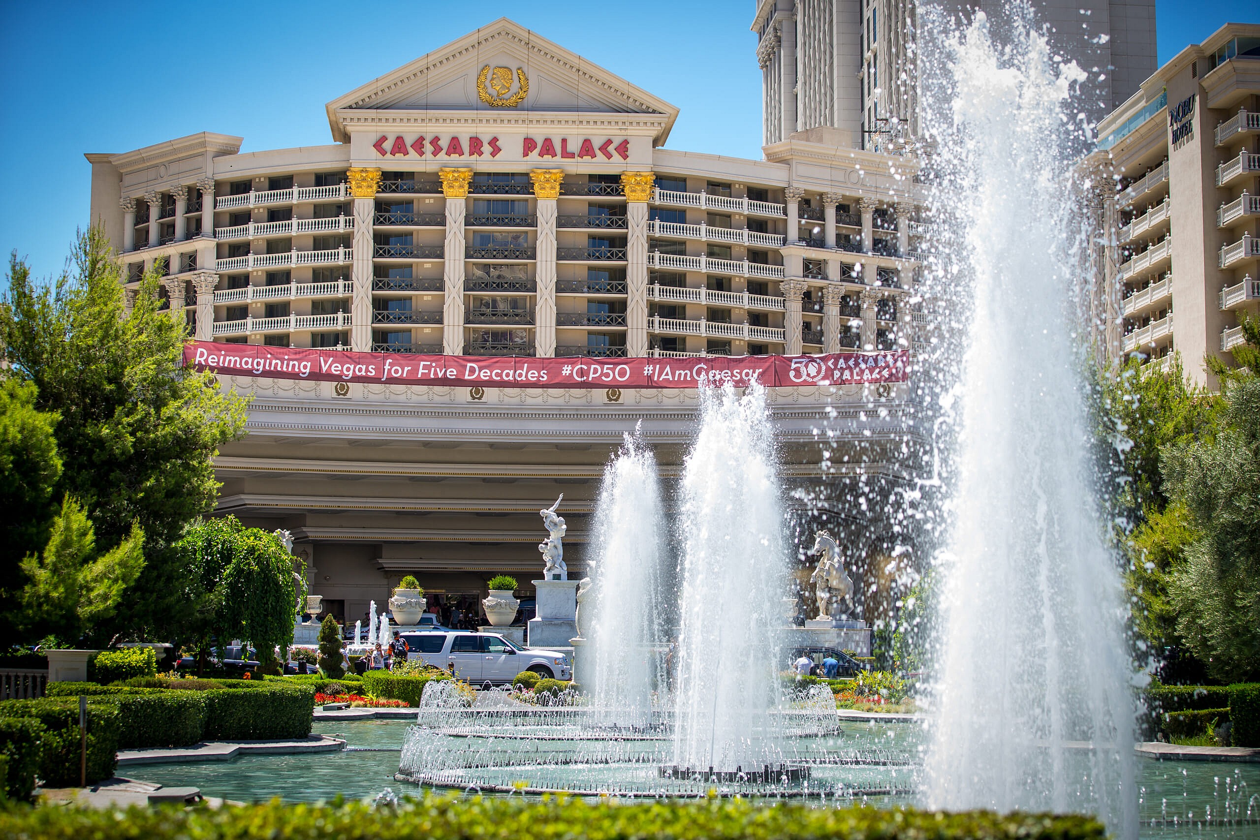 Front+Fountains+of+Caesars+Palace_Credit+Erik+Kabik.jpg