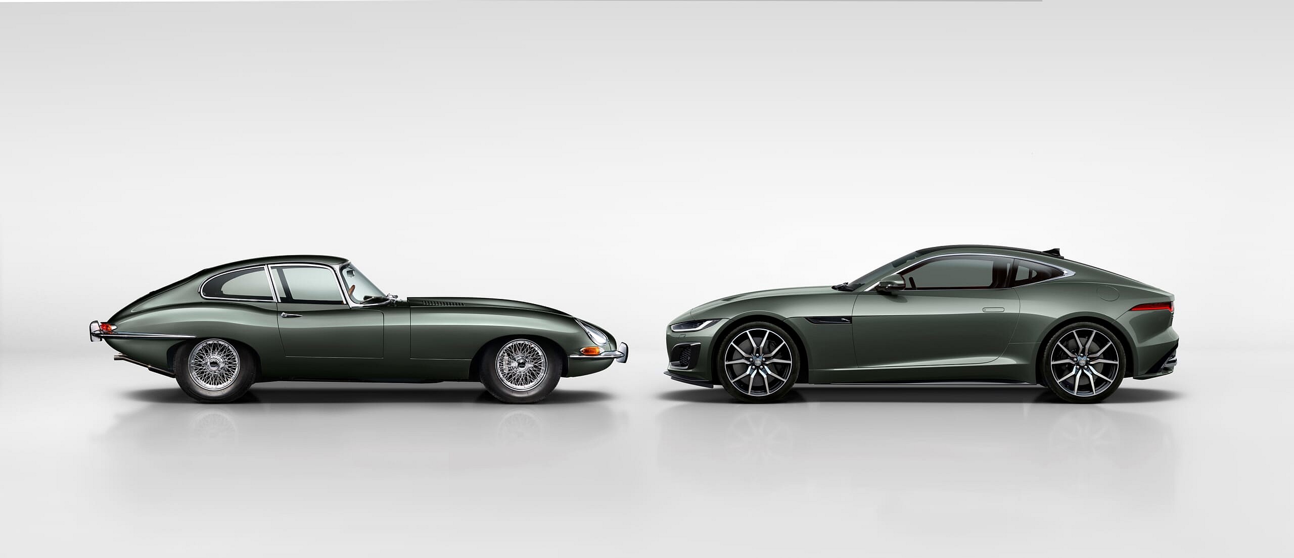 Jaguar F-TYPE Heritage 60 Edition & E-type Sports Car_small