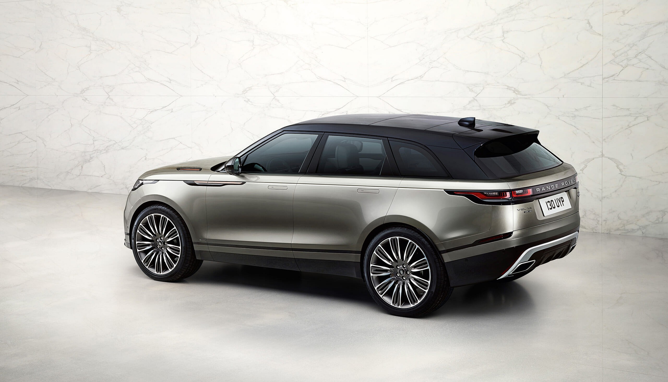 rrvelar18my254glhdprstudio010317