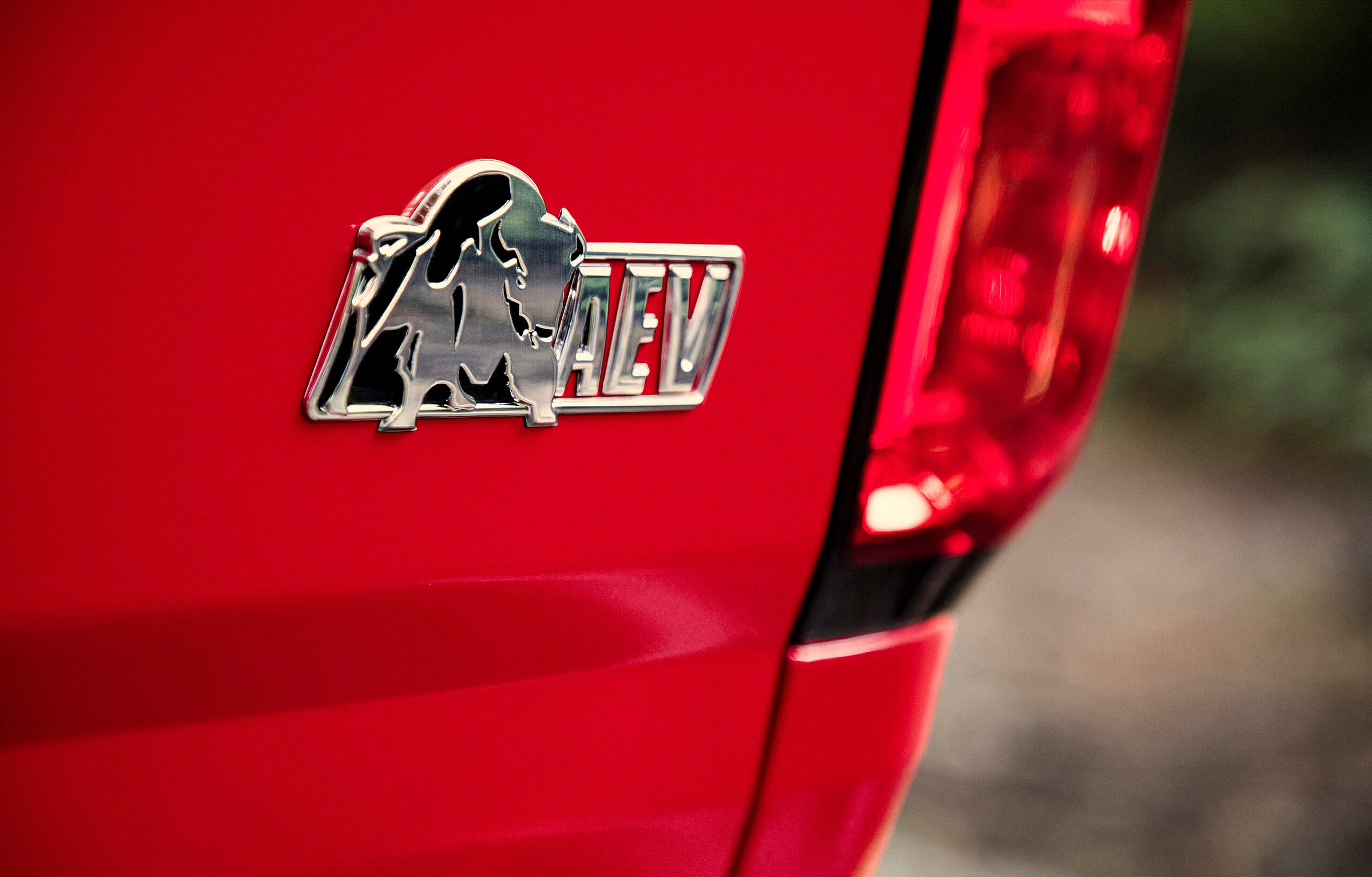 2019-Chevrolet-Colorado-ZR2-Bison-007