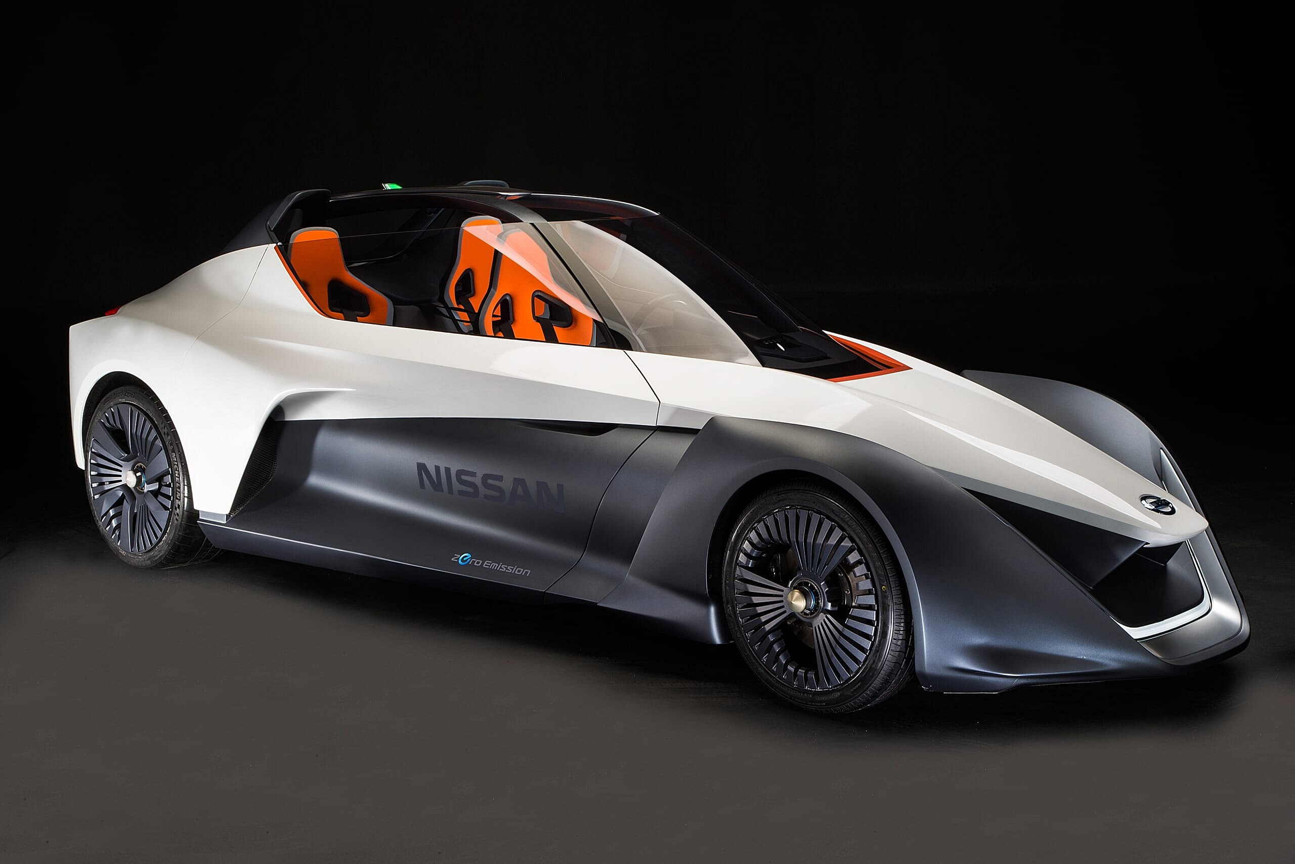 Nissan_BladeGlider_03.jpg