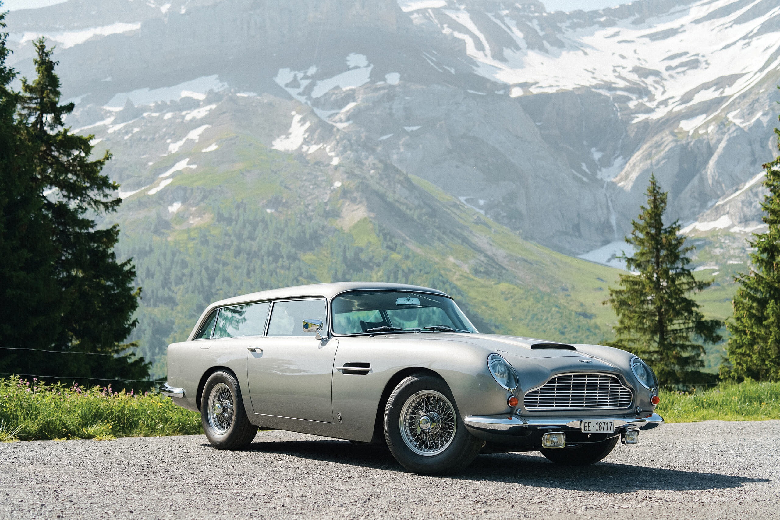Aston Martin Shooting Brake