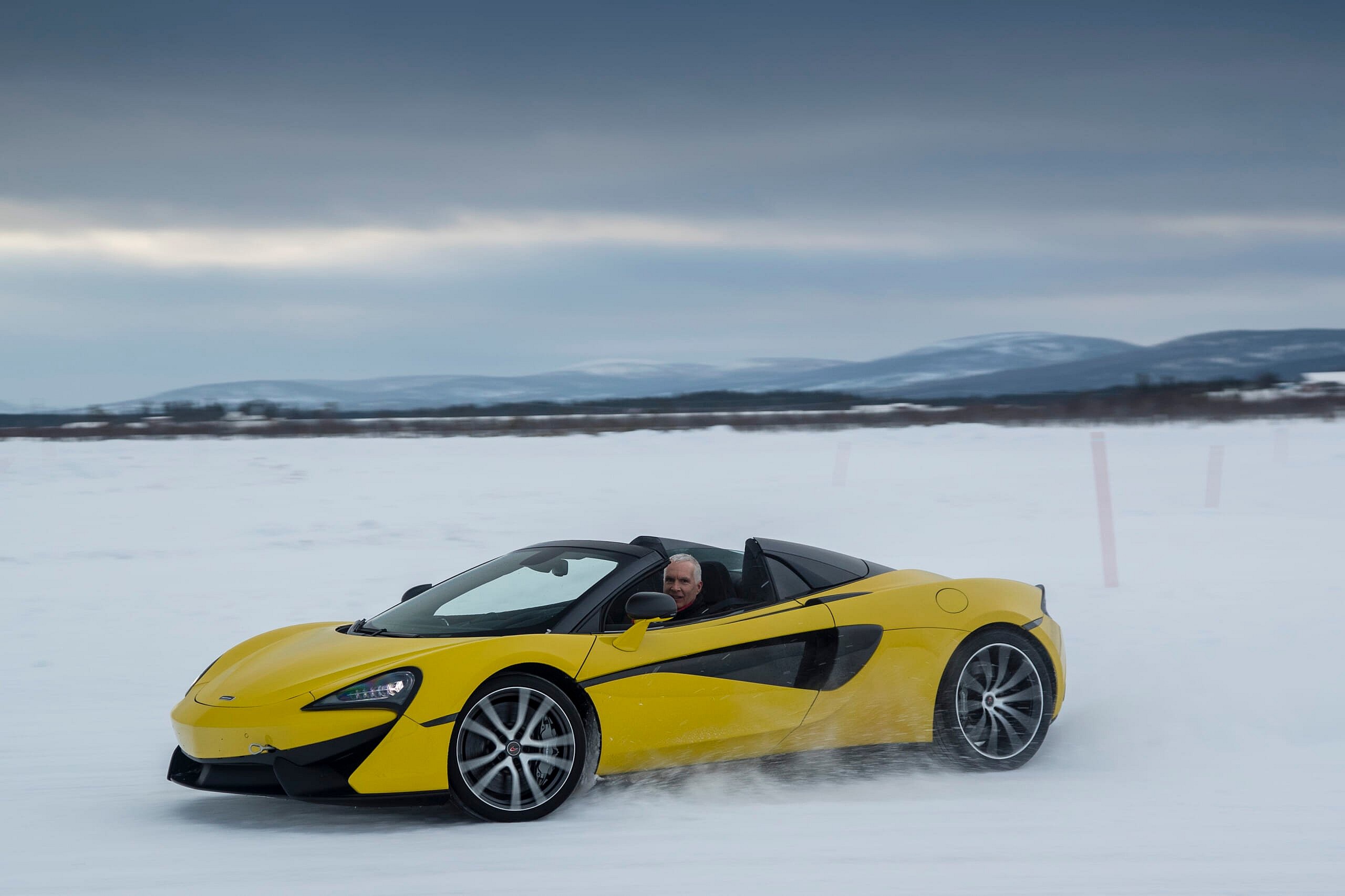 Pure McLaren Arctic Experience - 570S Spider -167 (1)