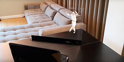 This transparent screen displays 3D holograms (Photo: HoloVit)