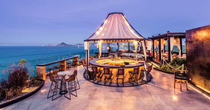 Holiday Hotel Bars Promo