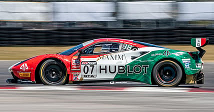 facebook-Linked_Image___Squadra Corse_PIR-70