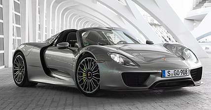 facebook-Linked_Image___2015 Porsche 918 Spyder _1_.JPG