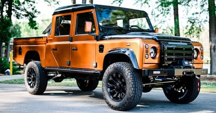 Osprey Custom Cars 1987 Land Rover Defender 130 Promo