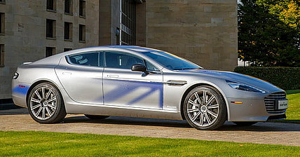 facebook-Linked_Image___aston-martin-rapide-concept-002-1
