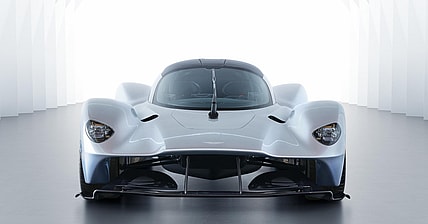 facebook-Linked_Image___Aston_Martin_Valkyrie_01_4543