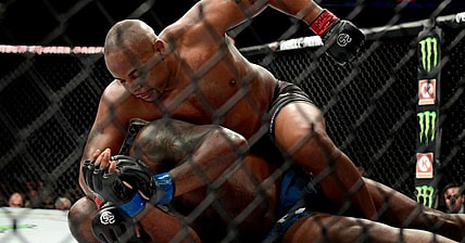 facebook-Linked_Image___cormier-lewis-ufc230-GettyImages-1057177546