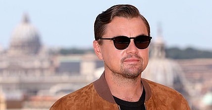 facebook-Linked_Image___leonardo-dicaprio-plum-GettyImages-1165869085