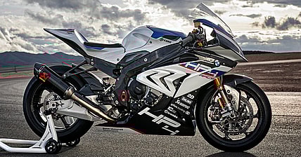 facebook-Linked_Image___P90254419_highRes_bmw-hp4-race-04-2017