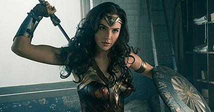 gal-gadot-wonder-woman-second-trailer.png