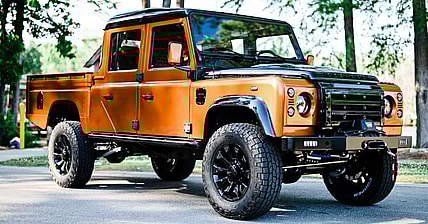 Osprey Custom Cars 1987 Land Rover Defender 130 Promo