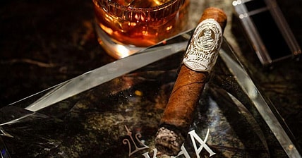 Thanksgiving Cigars Promo Gurkha Treinta