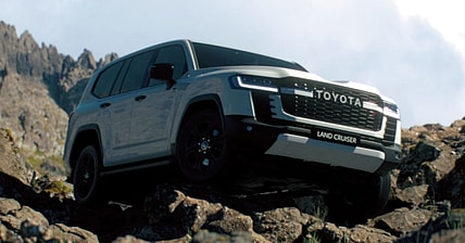 Toyota Land Cruiser 300 Series Promo
