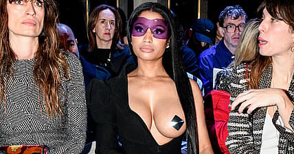 nicki-minaj-breast-promo